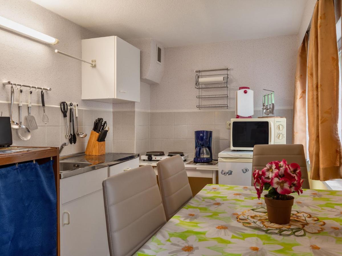 Beautiful Holiday House In Biendorf With Garden Korchow Экстерьер фото